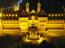 BAroda-museum-and-picture-gallery-sayajibaug